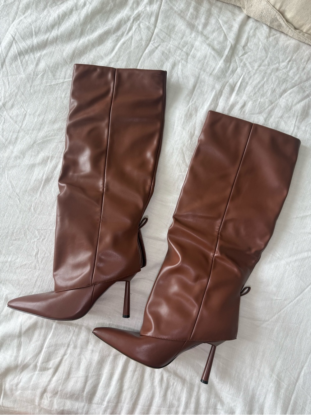 Brown Knee-High Pointed Stiletto Boots